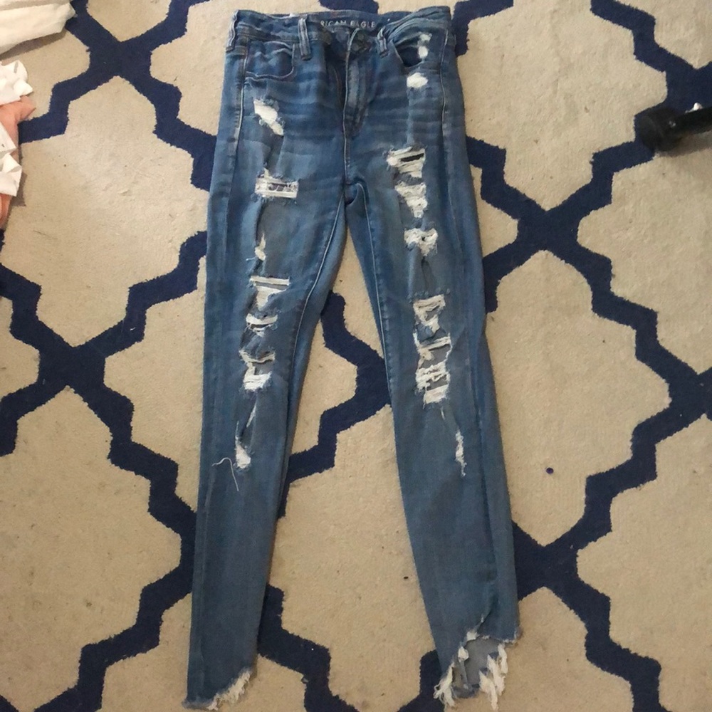 american eagle ripped jeans